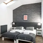 Modern In The Very Location 20 Cracovia