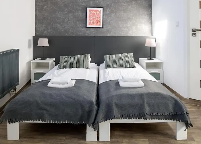 Modern In The Very Location 20 Apartment