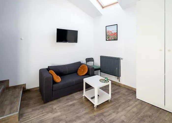 Modern In The Very Location 20 Apartment *