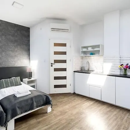Modern In The Very Location 20 Apartment *